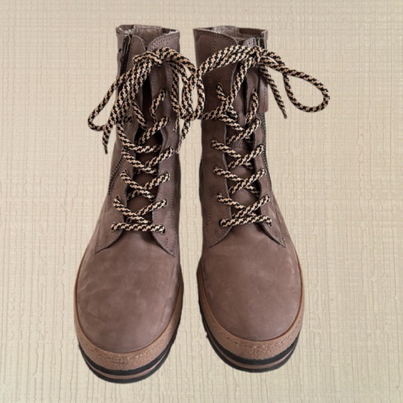 Paul Green Darcy Boot - Picture 3 of 10